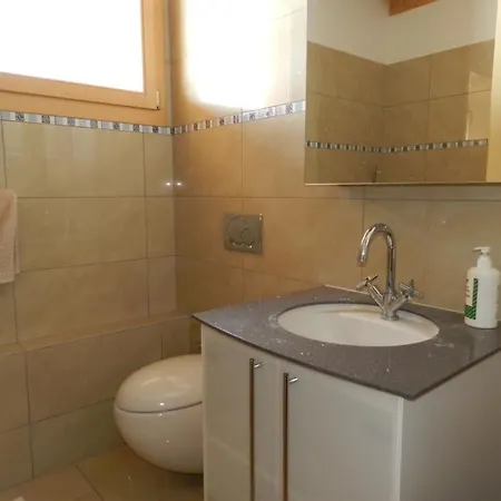 Gletscherblick- Appartement-fewo- Dusche Oder Bad- Wc 10-bettwohnung By Interhome